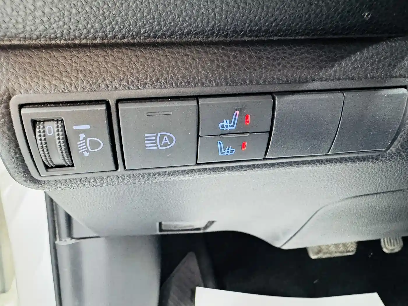 Toyota Levin 2022 185T CVT Sport Edition фото 9