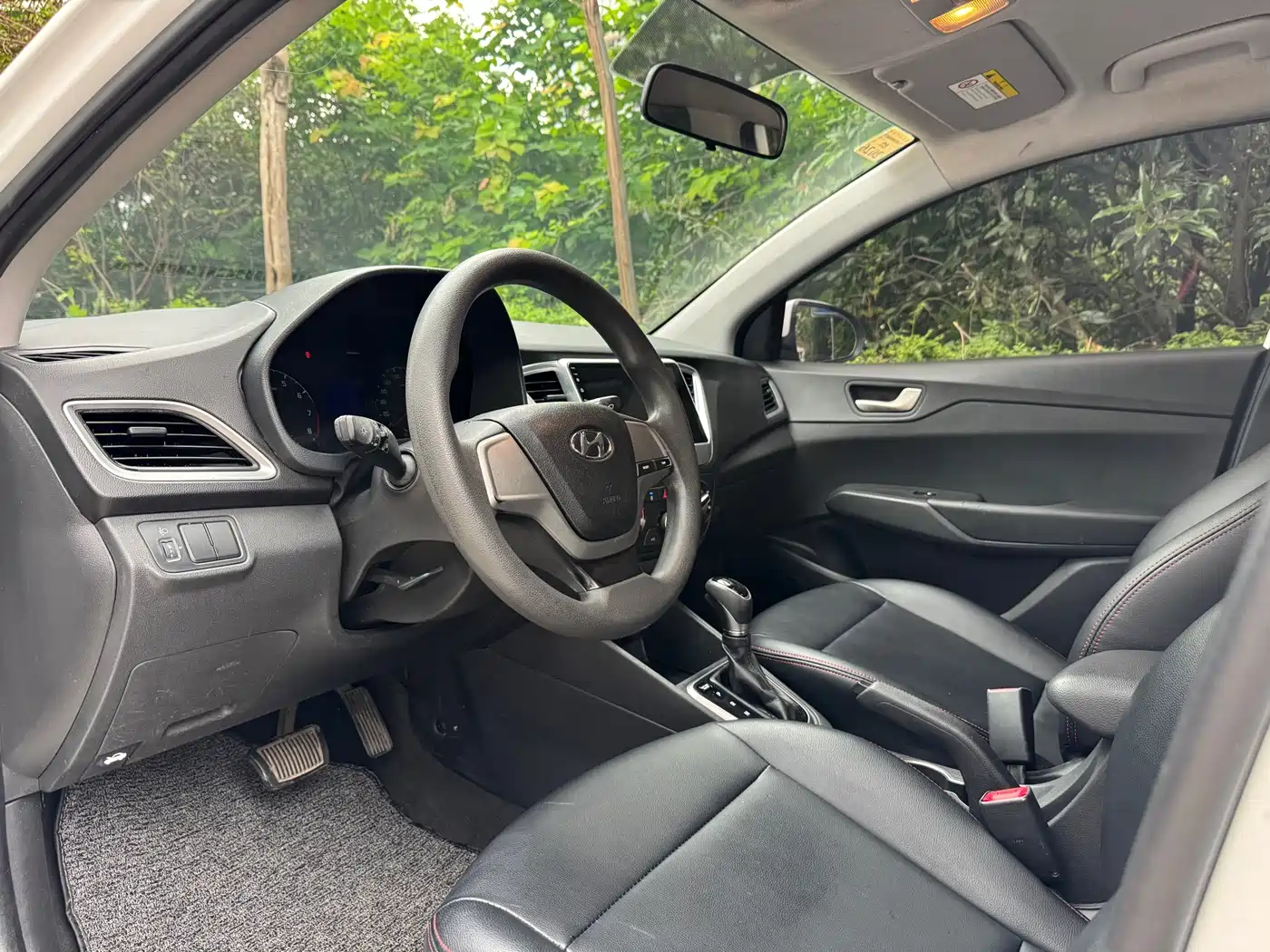 HYUNDAI ACCEPT