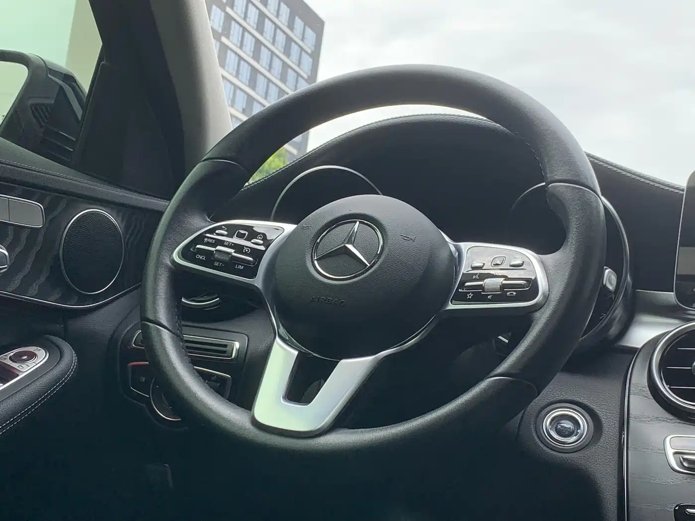 Mercedes-Benz C-Class 2019 C 260 L Sport фото 20