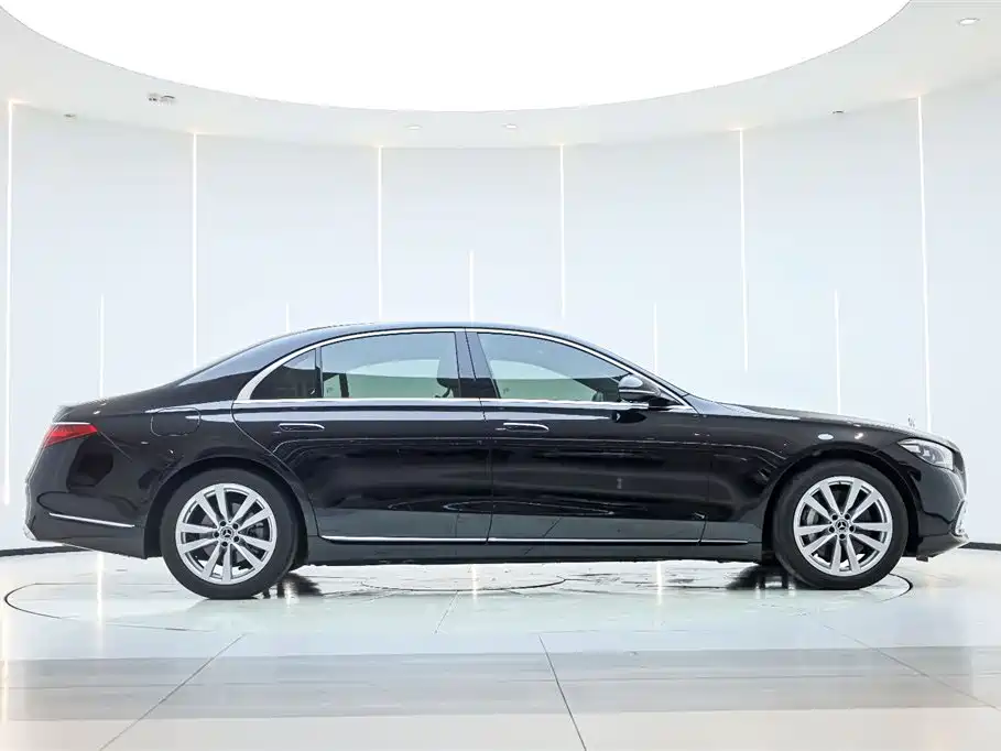 Mercedes-Benz S-Class 2024 S 400 L Business Edition фото 4