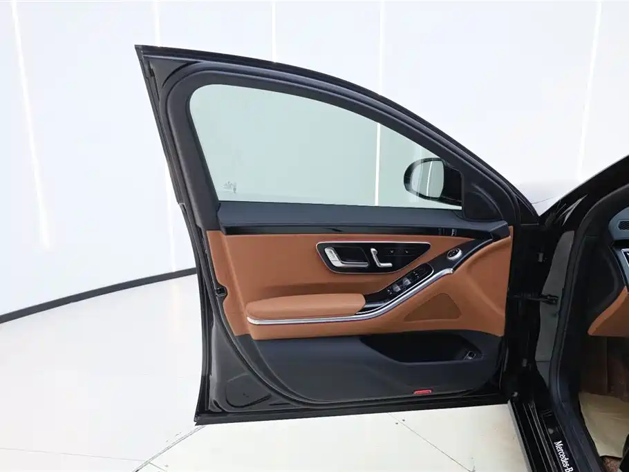 Mercedes-Benz S-Class 2024 S 400 L Business Edition фото 28
