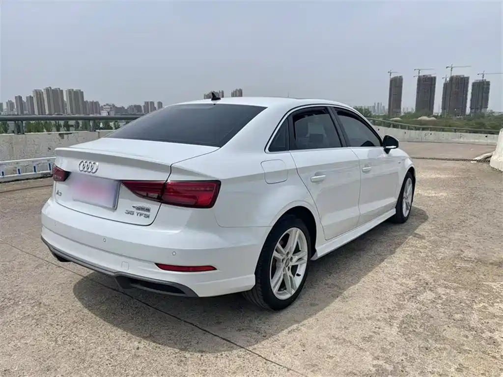 Audi A3 2019 Limousine 35 TFSI Fashion China V фото 24
