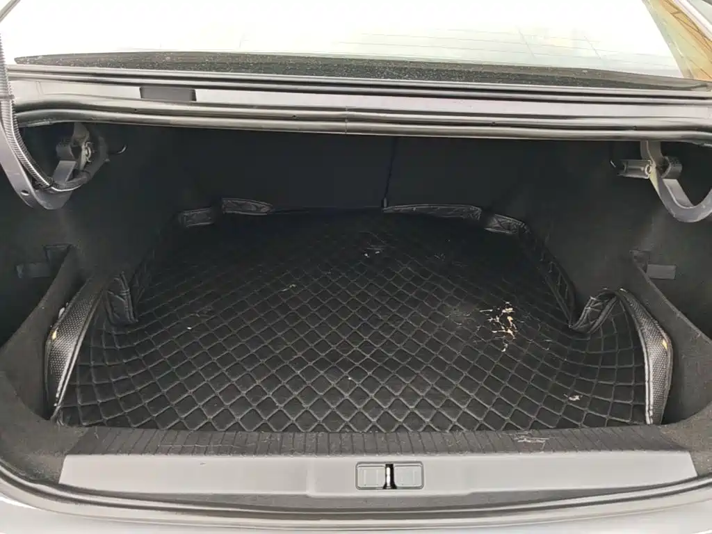 Peugeot 308 2018 2018 1.6L Auto Luxury Edition