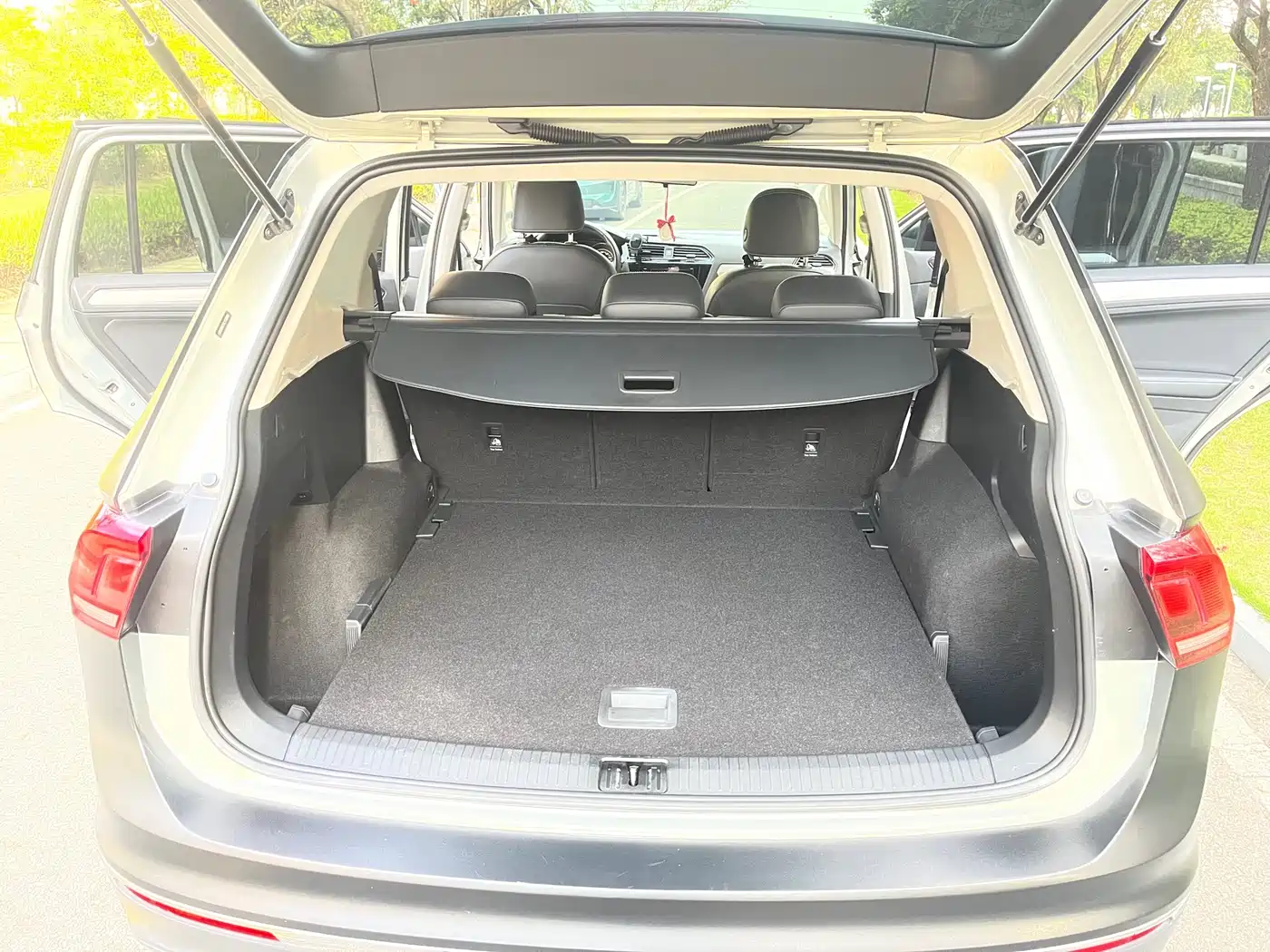 Volkswagen Tiguan L 2021 330TSI Automatic 2WD Smart фото 10