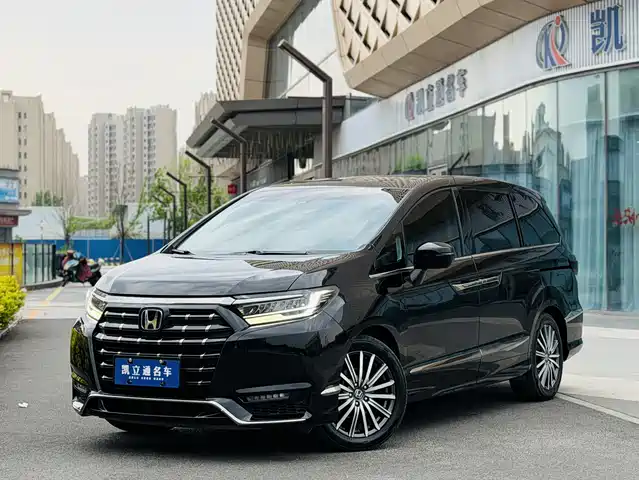 Honda Elysion 2022 2.0L e:HEV Luxury First Edition
