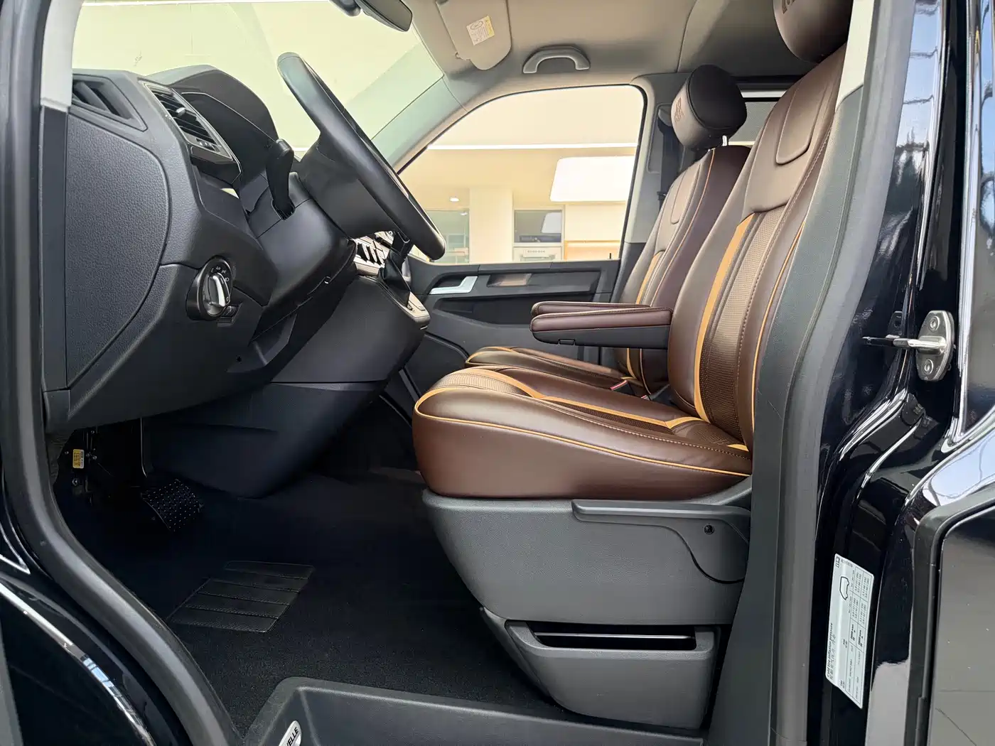 Volkswagen Caravelle, миниатюра 11