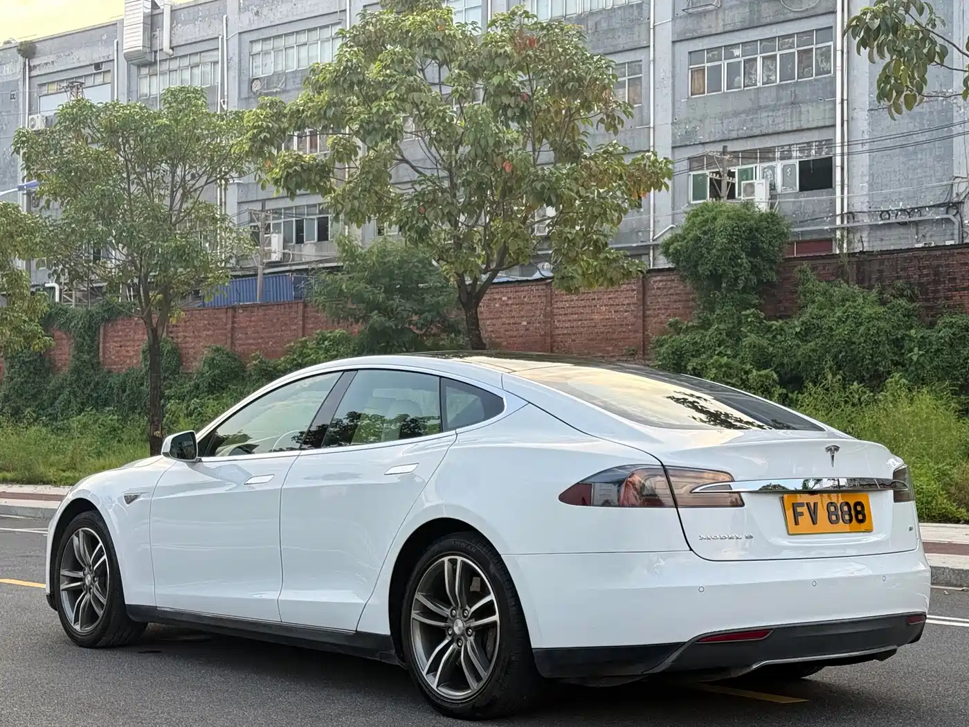Tesla Model S 2014 2014 Model S 85