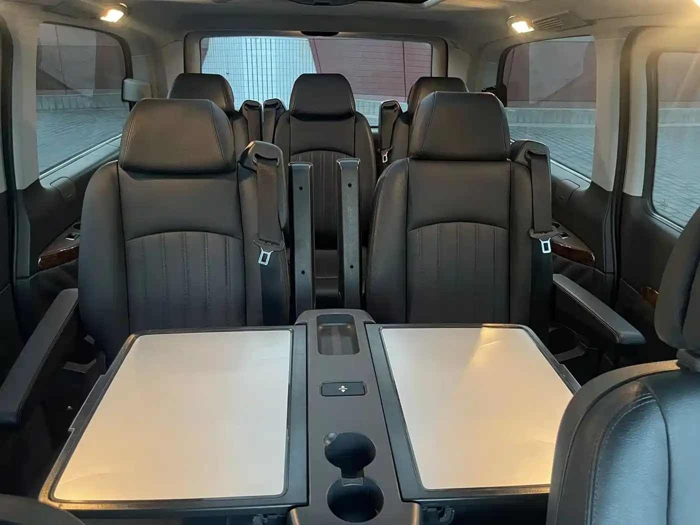 Mercedes-Benz Viano (Import) 2011 3.5L 125th Anniversary Edition 7-Seater фото 17
