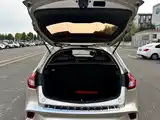 Фото 9 - Geely Vision X3