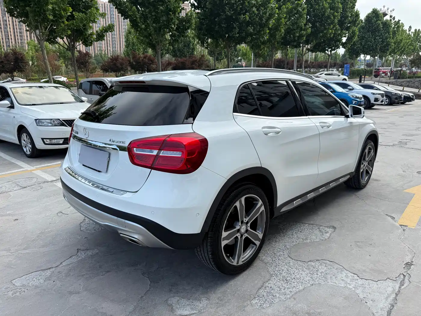 Mercedes-Benz GLA 2015 GLA 220 4MATIC Luxury фото 6