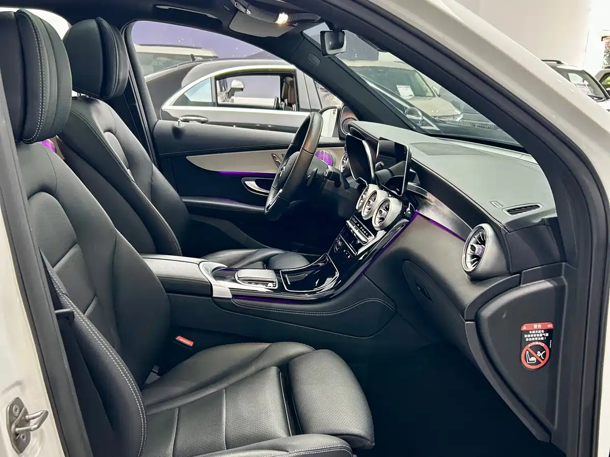 Mercedes-Benz GLC 2021 GLC 260 L 4MATIC Sporty фото 8