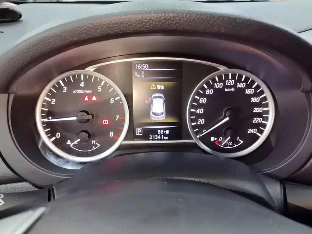 Nissan Tiida, миниатюра 12