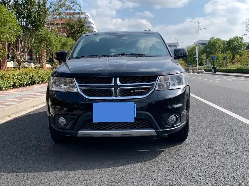 Dodge Journey 2015 2013 Model 2.4L 2WD Premium Edition