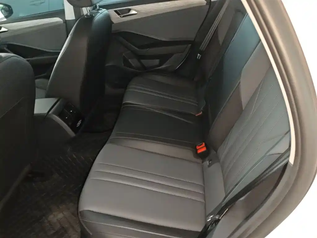 Volkswagen Sagitar 2026 Model 30 Million Special Selection 300TSI DSG Surpass Edition фото 17