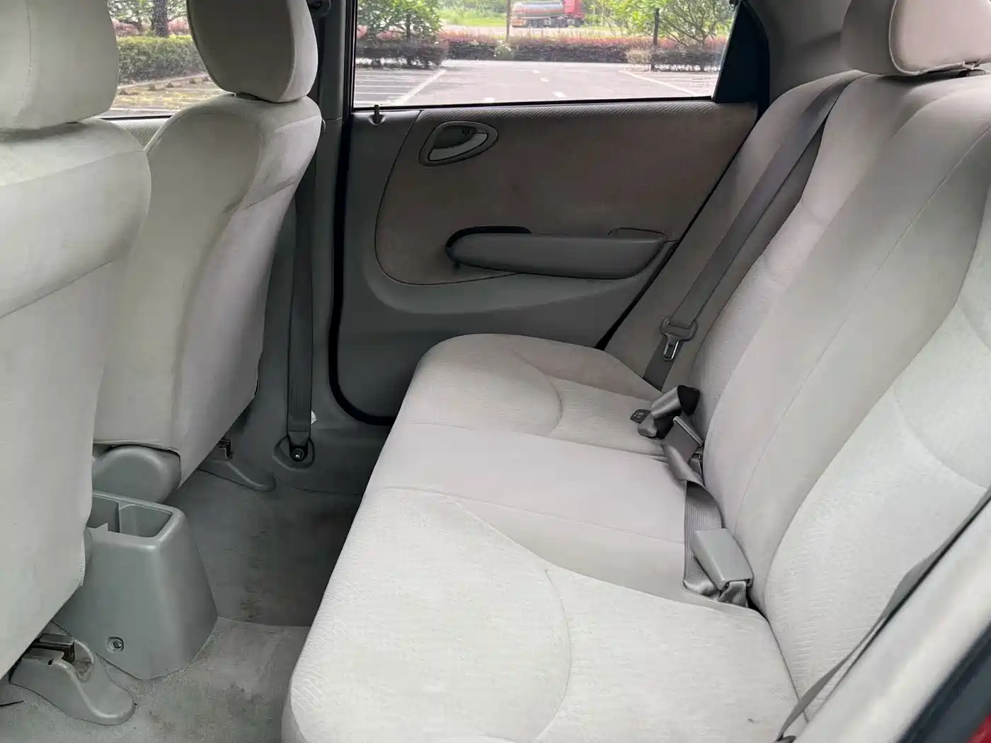 Everus S1 2011 2011 1.3L Manual Comfort