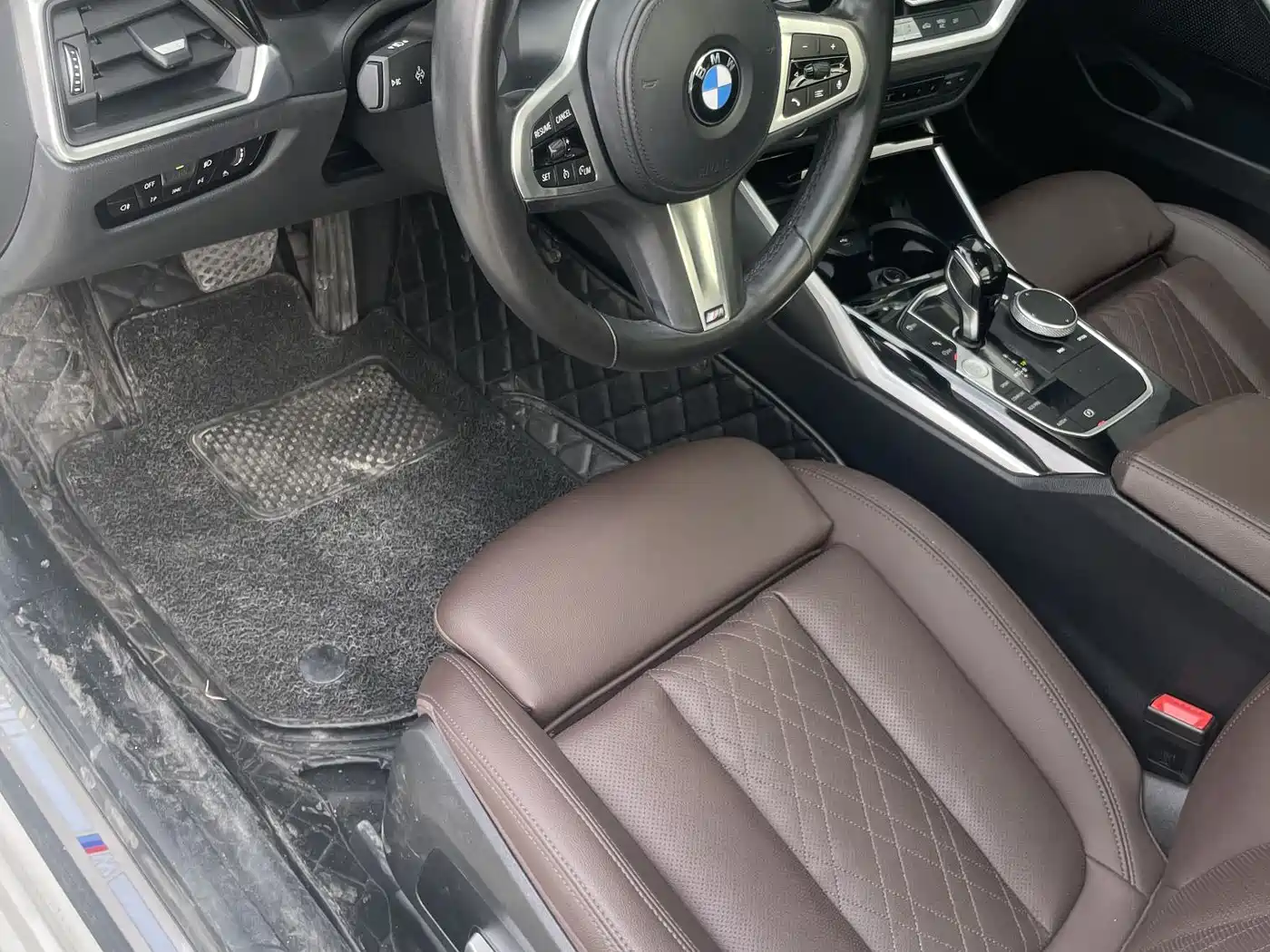 BMW 3 Series 2022 320Li M Sport Package фото 27