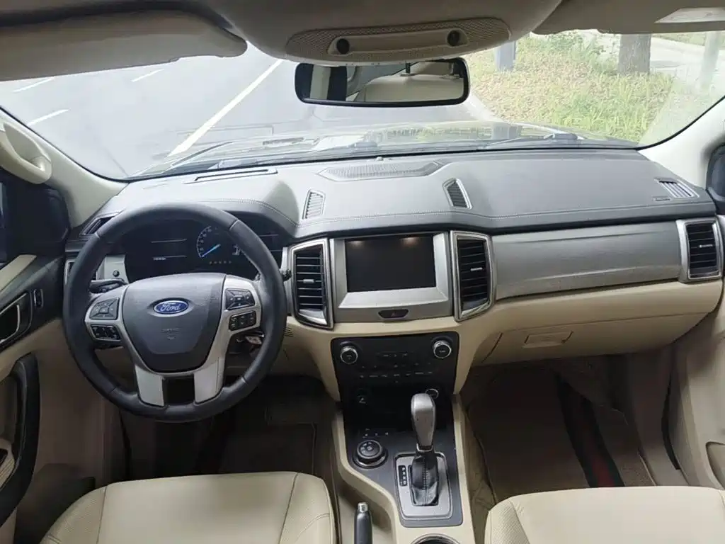 Ford Everest 2016 2016 2.0T Gasoline Automatic 4WD Luxury Edition