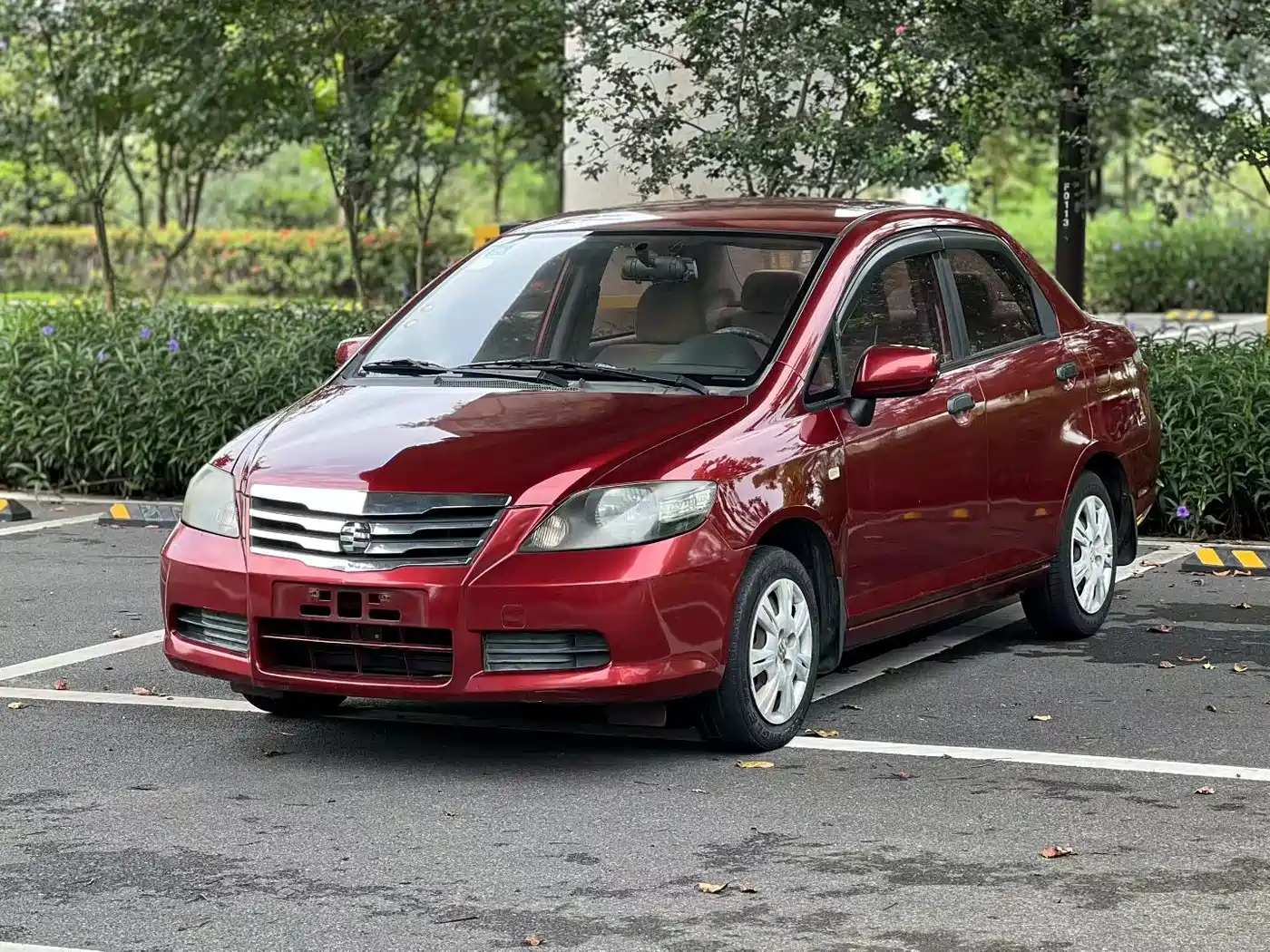 Everus S1 2011 2011 1.3L Manual Comfort