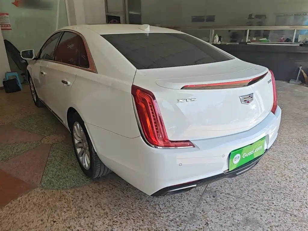 Cadillac XTS 2018 28T Elite фото 5