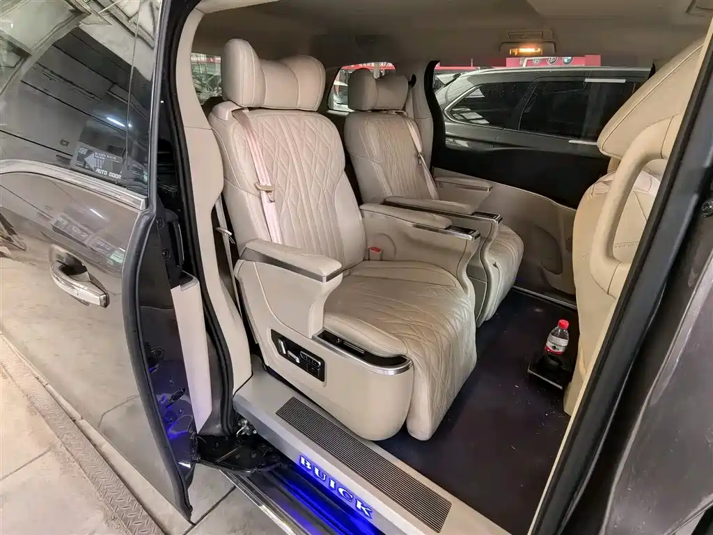 Buick GL8 2023 Land Business Class 652T Luxury фото 14