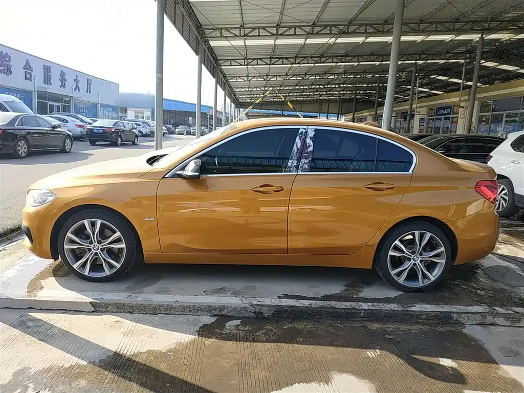BMW 1 Series 2017 120i Design Package фото 21