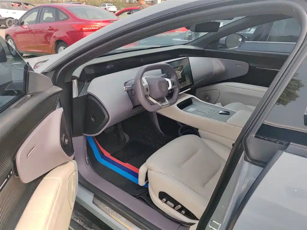 Avatr 12 2023 650 Triple Laser AWD Performance Edition фото 9