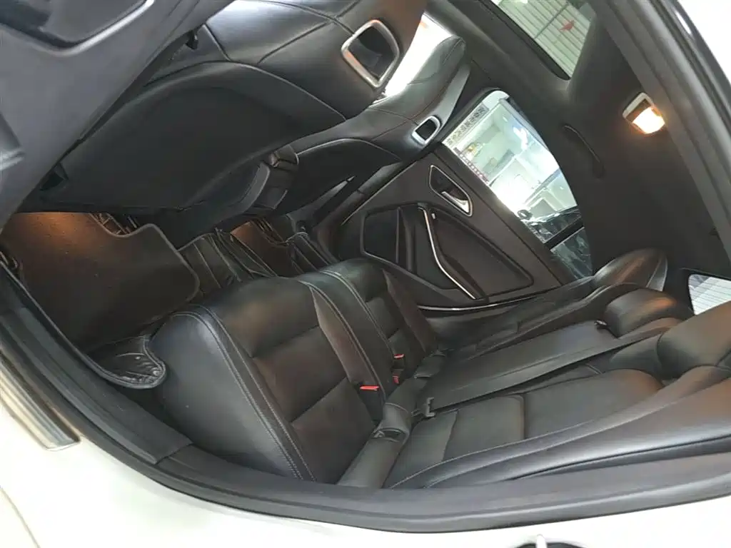 Mercedes-Benz CLA (Import) 2014 CLA 260 4MATIC фото 17
