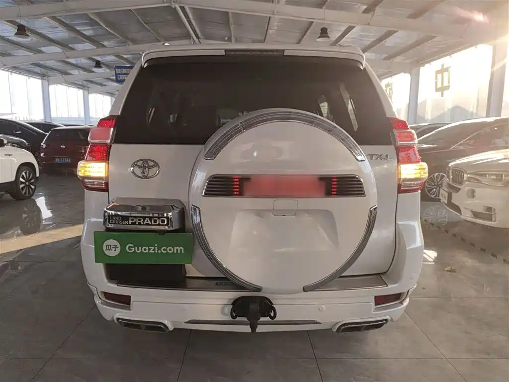 Toyota Prado (Import) 2014 2.7L Automatic Luxury фото 6