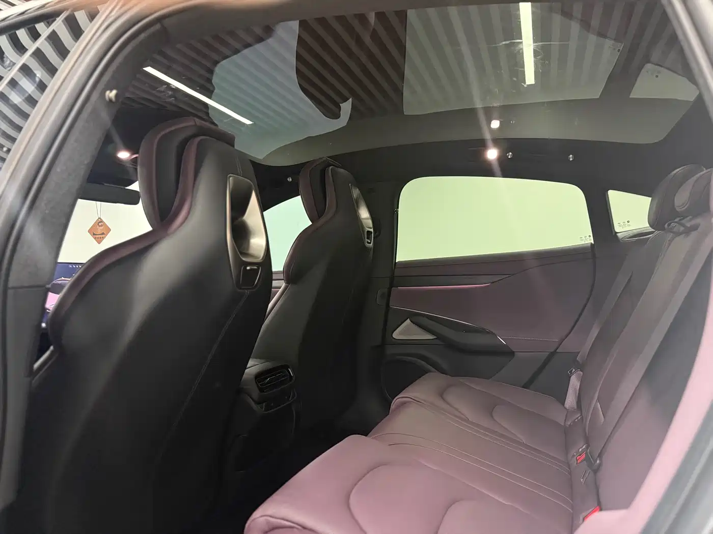 Xiaomi Auto Xiaomi SU7 2024 RWD Ultra Long Range Advanced Smart Driving Pro Edition фото 8