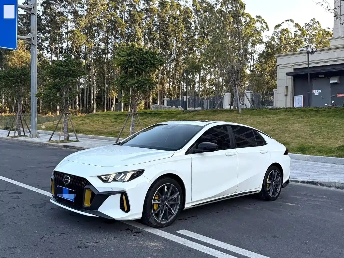 GAC Trumpchi Trumpchi Emkoo 2023 270T DCT J16 Edition