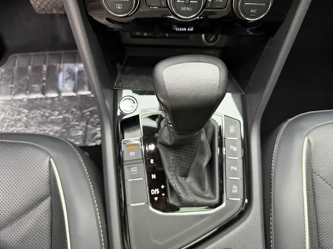 Volkswagen Tiguan L 2018 330TSI Automatic 2WD Flagship Edition фото 13