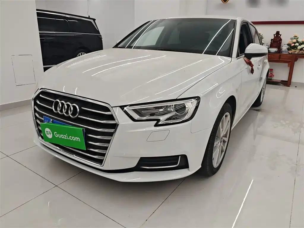 Audi A3 2020 Sportback 35 TFSI Progressive Type China VI