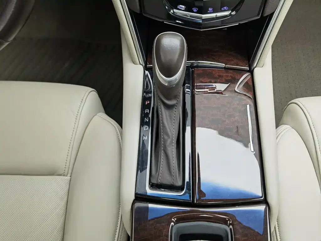 Фото 13 - Cadillac XTS