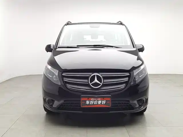Mercedes-Benz Vito 2021 2.0T Elite 7-Seater — фото 2