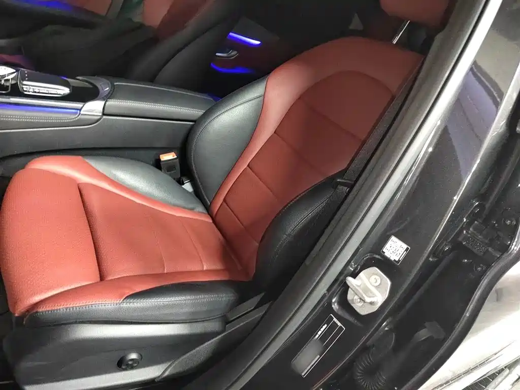 MERCEDES-BENZ GLC COUPE