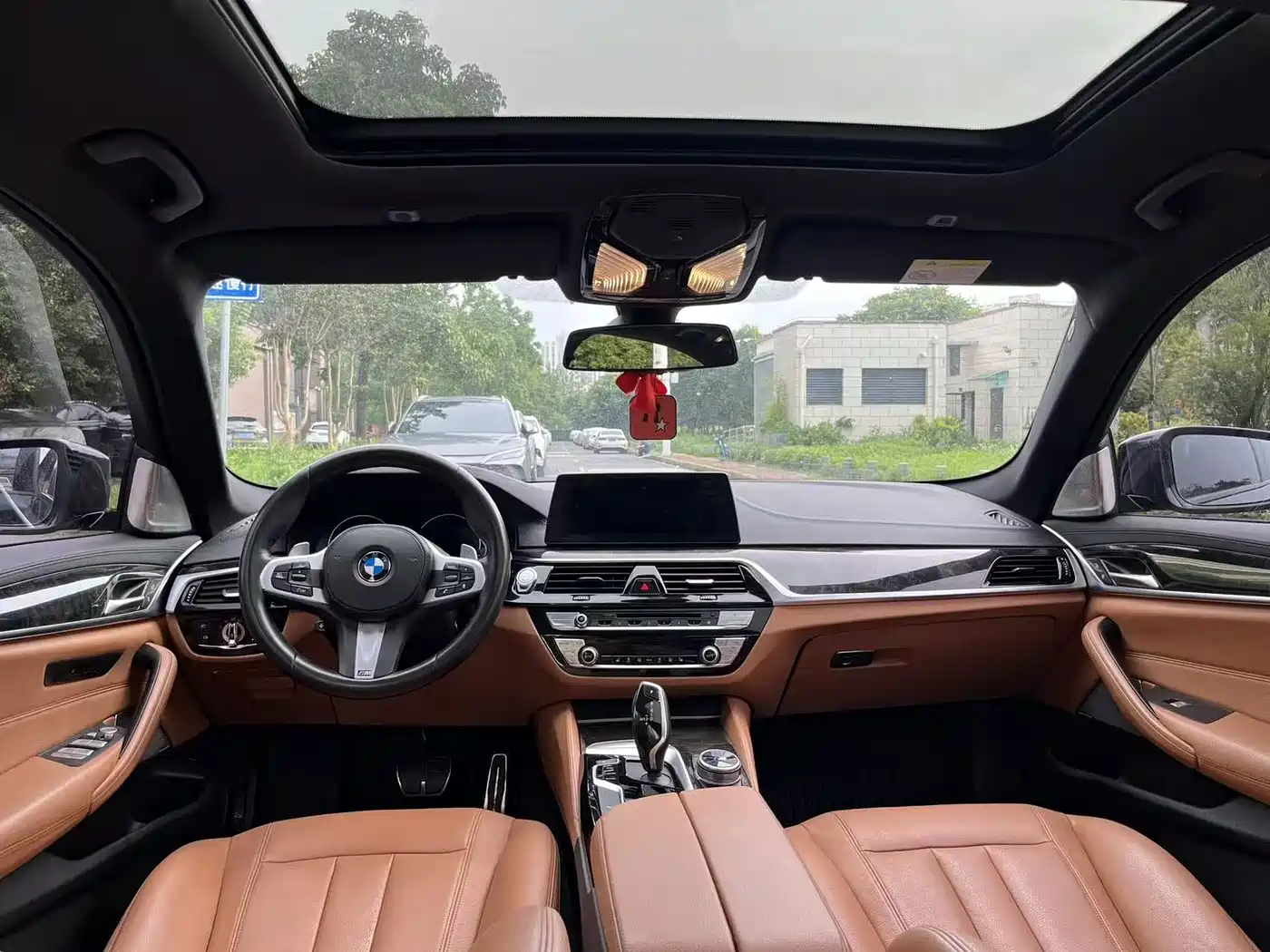 BMW 5 Series 2018 Facelift 530Li Leading M Sport Package фото 9