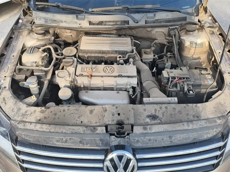 Volkswagen Bora 2014 1.6L Automatic Comfort Edition фото 10