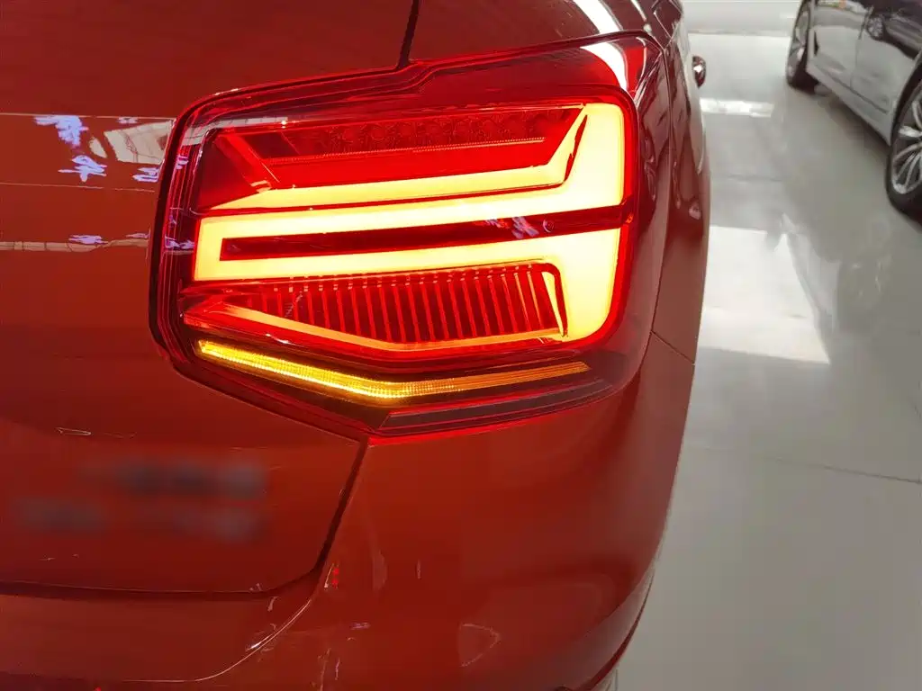 Audi Q2L 2020 35 TFSI Fashion Elegance Model фото 8