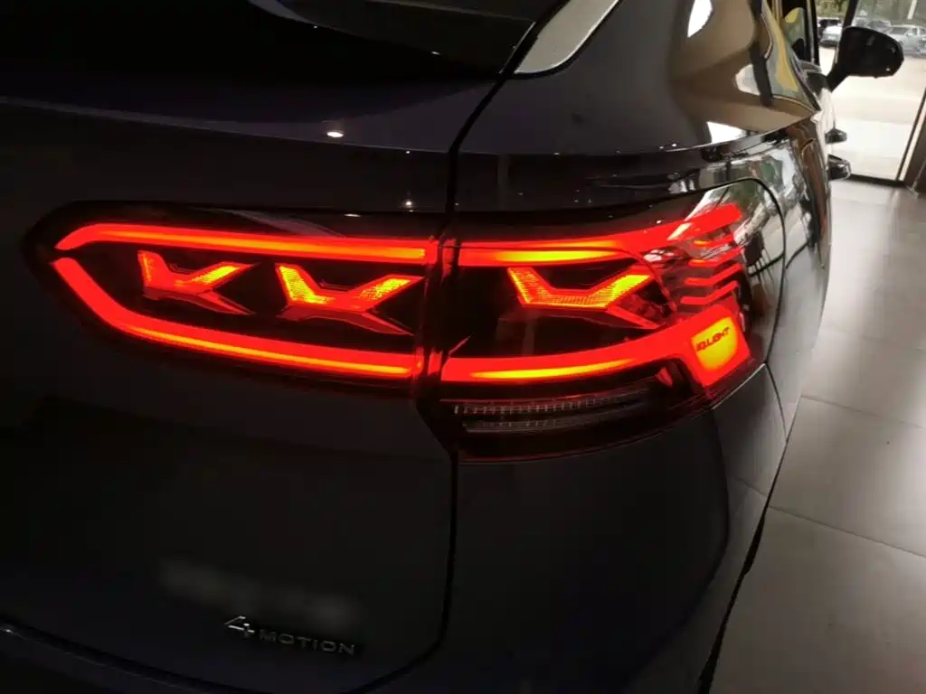 Volkswagen Tayron X 2020 380TSI 4WD Premium Smart Connect фото 8
