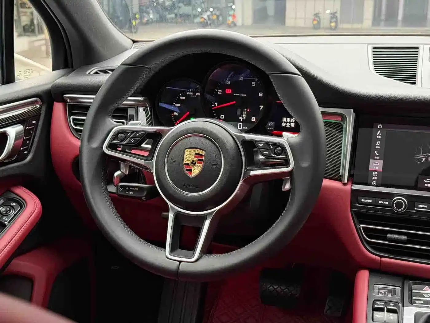 Porsche Macan 2021 Macan 2.0T фото 4