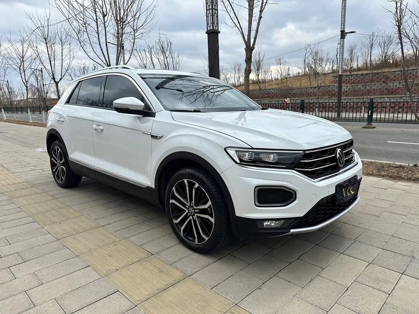 Volkswagen T-ROC 2022 280TSI DSG 2WD Comfort PLUS фото 3