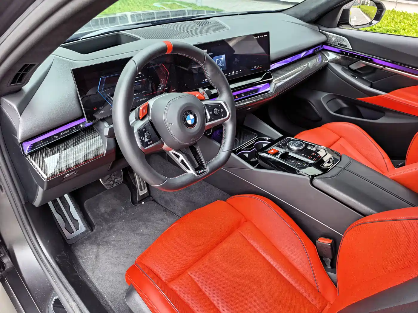 BMW M5 New Energy 2025 M5 фото 8