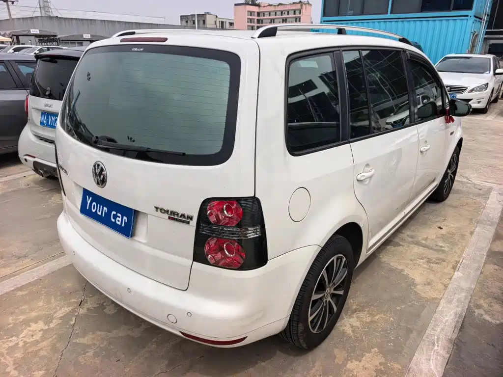 Volkswagen Touran 2015 2015 1.4T DSG Comfort Edition 5-seater