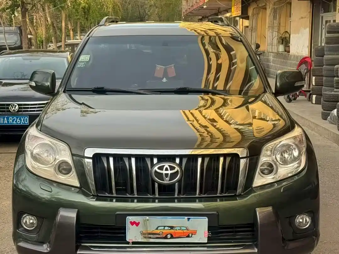 Toyota Prado (Import) 2010 2.7L Auto Luxury фото 2