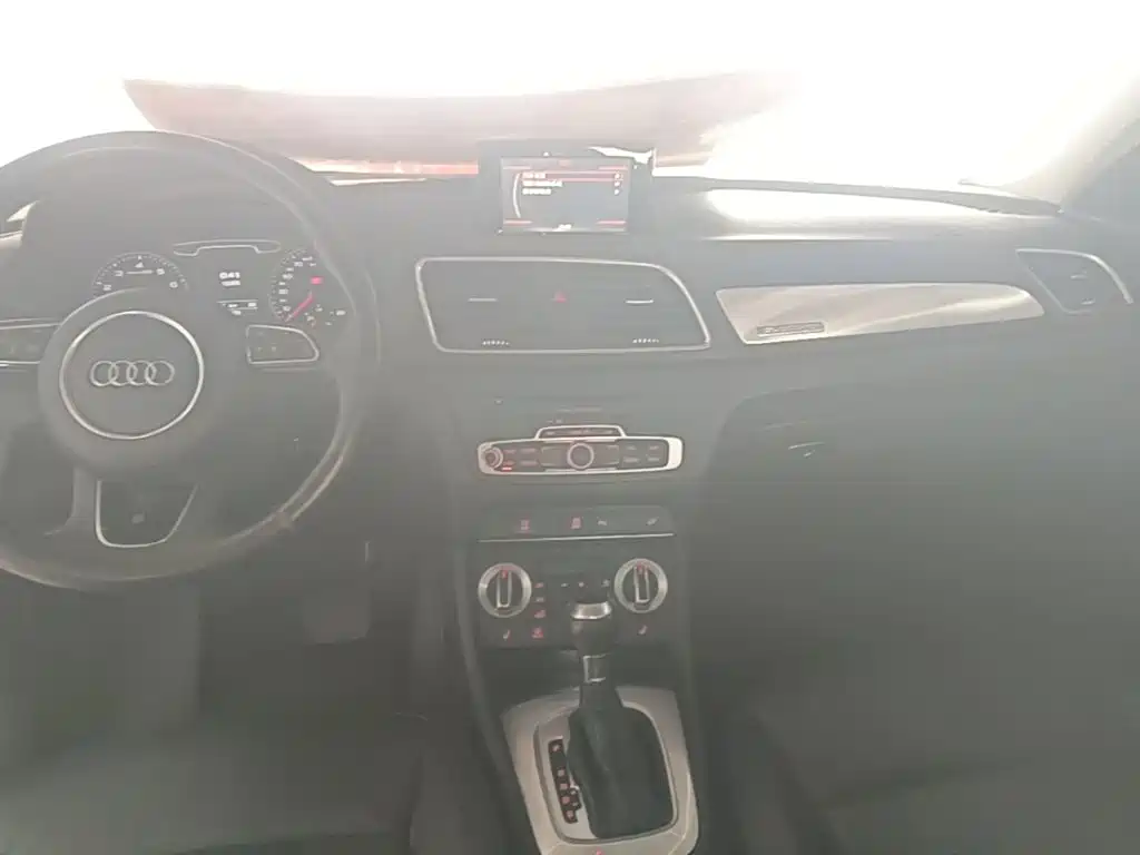 Фото 13 - Audi Q3