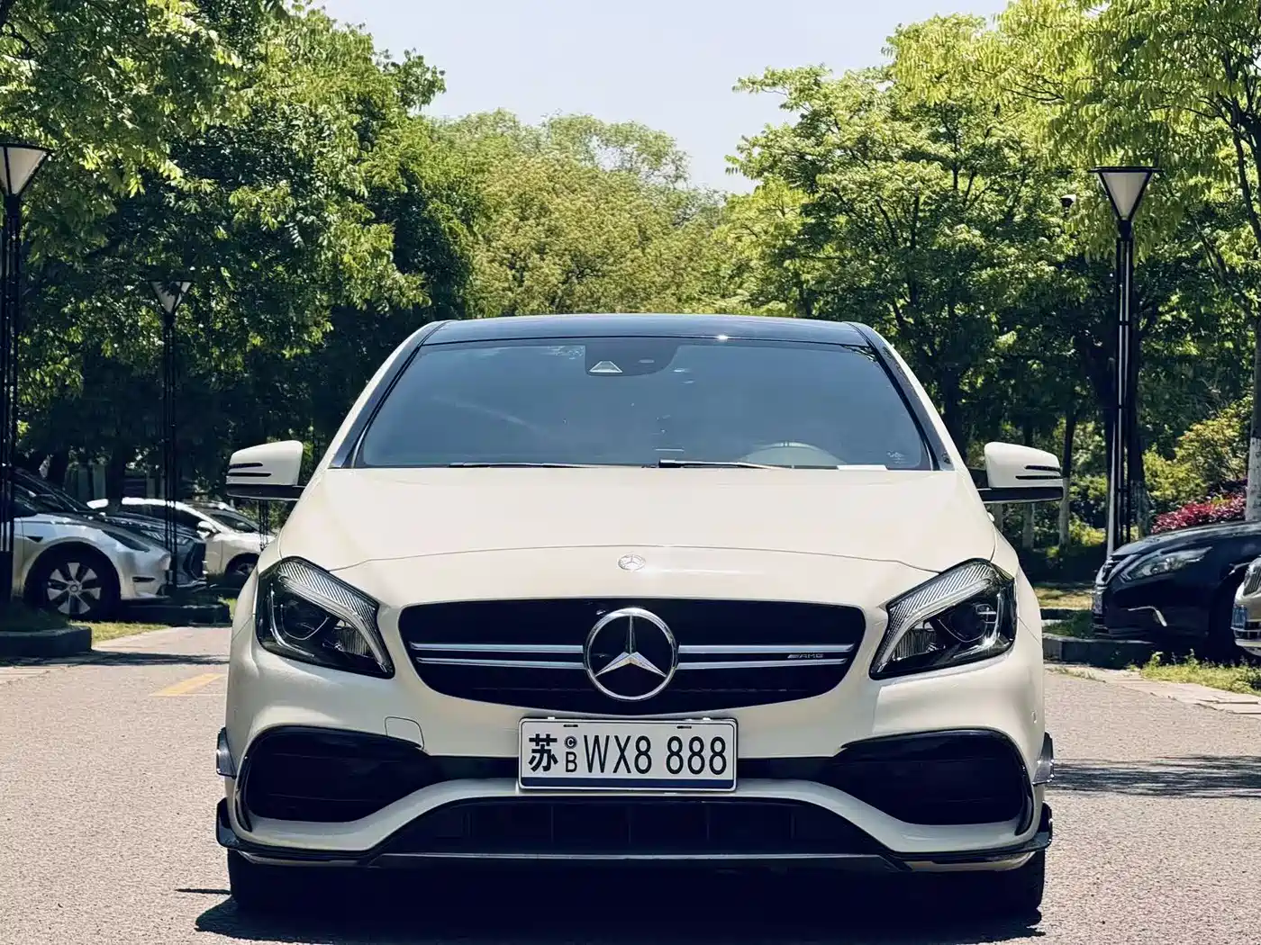 Mercedes-Benz A-Class AMG (Import) 2016 AMG A 45 4MATIC фото 2