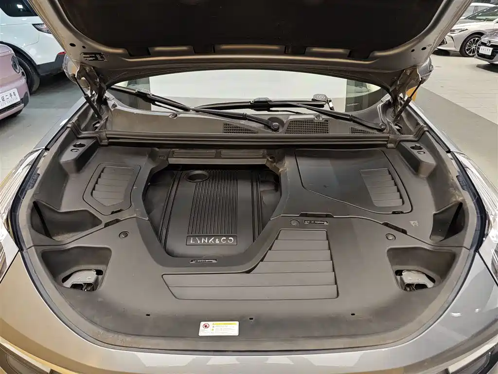 Lynk & Co 01 EM-P 2019 1.5T PHEV Power China VI фото 11