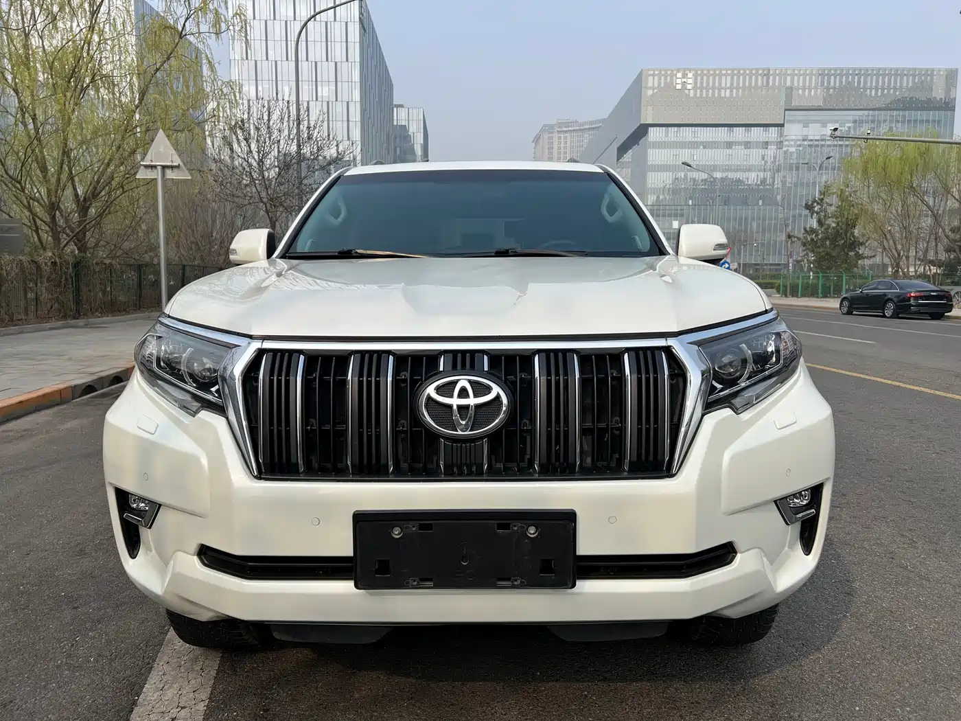 Toyota Prado 2018 3.5L Automatic TX-L Rear-mounted Spare Tire фото 2