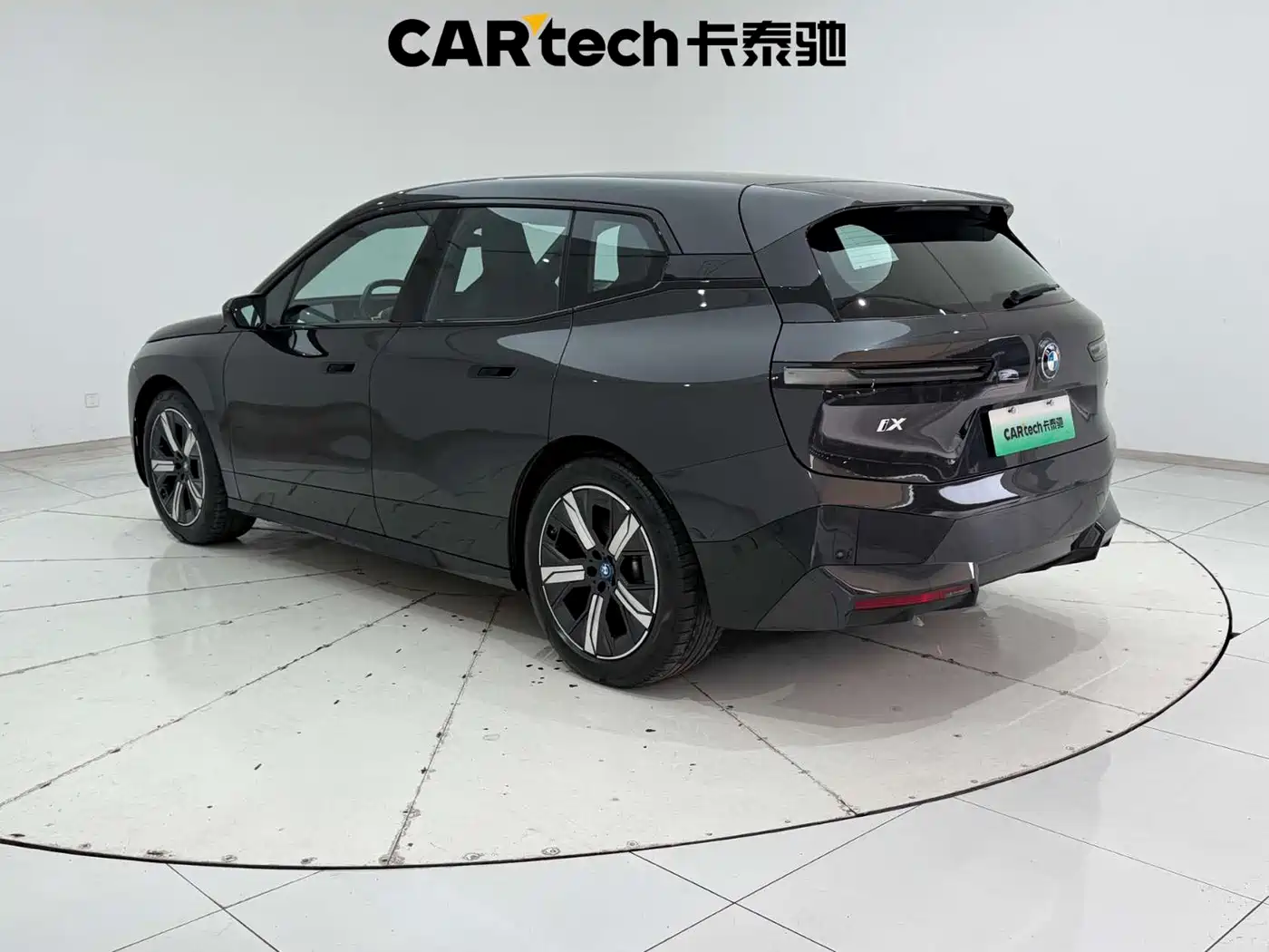 BMW iX 2022 xDrive40 фото 6