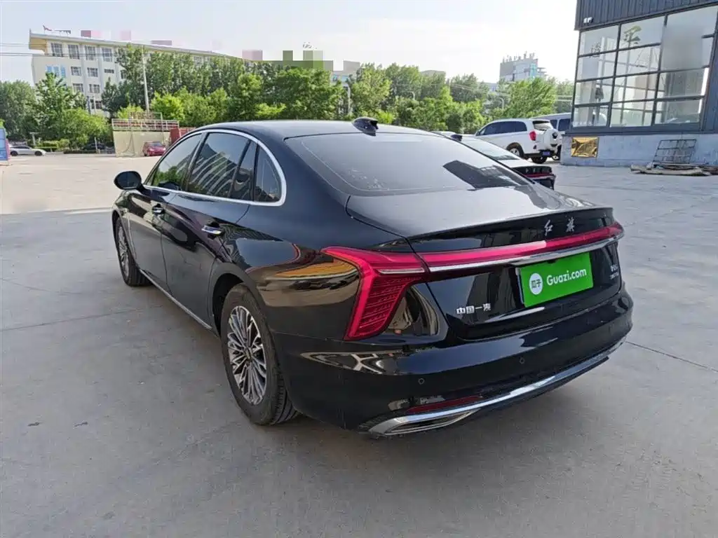 Hongqi H5 2024 1.5T DCT Smart Connect Flag Rhythm Edition фото 5